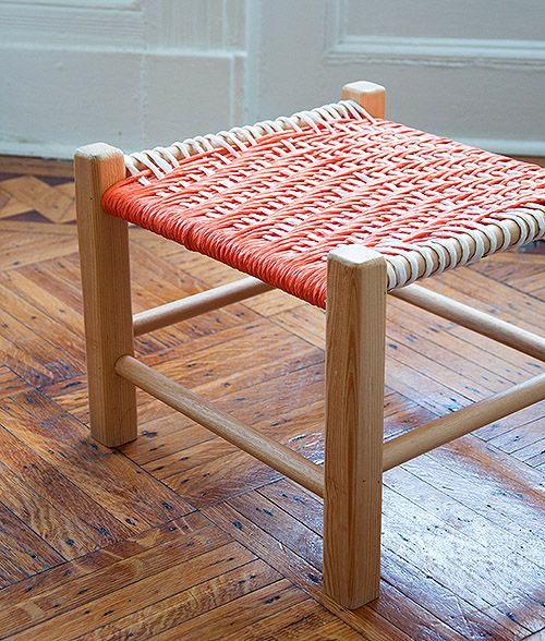 Stool with a wicker seat with your hands 03