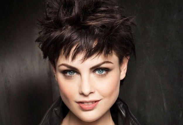 Modern short haircuts. Photo №1