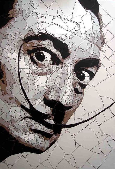 mozaika rozbitých dlaždic - portrét Salvadora Daliho