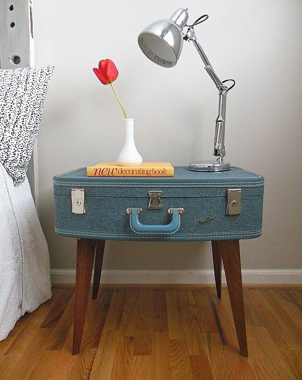 bedside table with your own hands from a suitcase