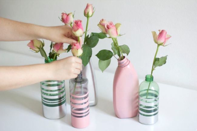 ваза из бутылок пластиковых своими руками фото
