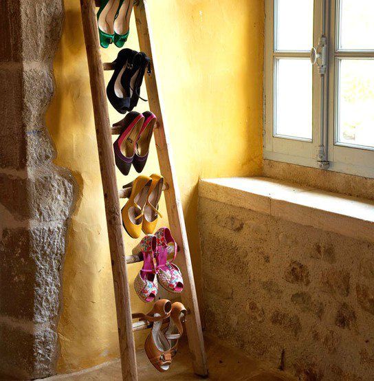 закачалка за обувки от стълби
