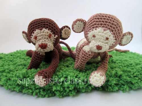 Knitted monkeys with diagrams and descriptions