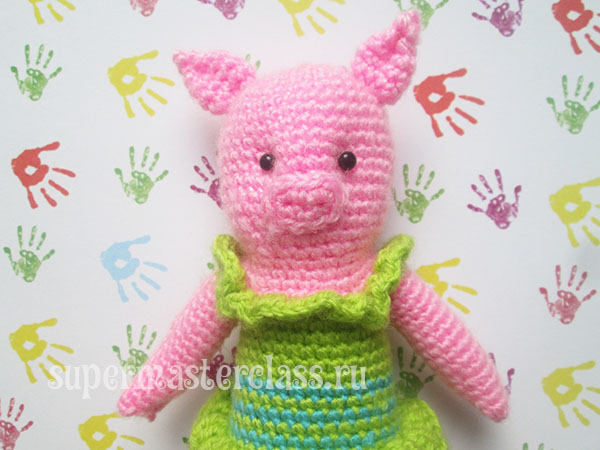 Girl pig crochet