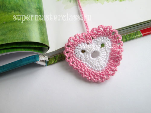 Crochet knitted hearts