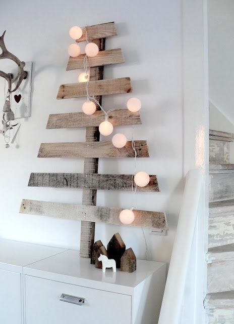alternative Christmas trees from boards