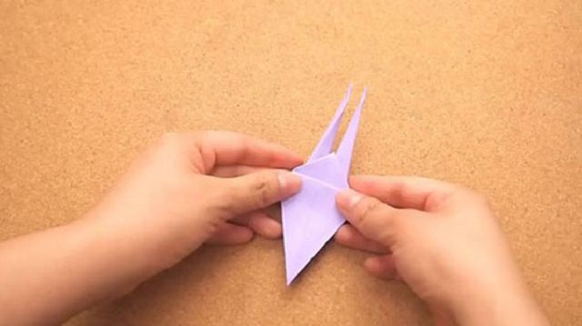 Wir Machen Einen Papierkranich In Der Kunst Des Origami